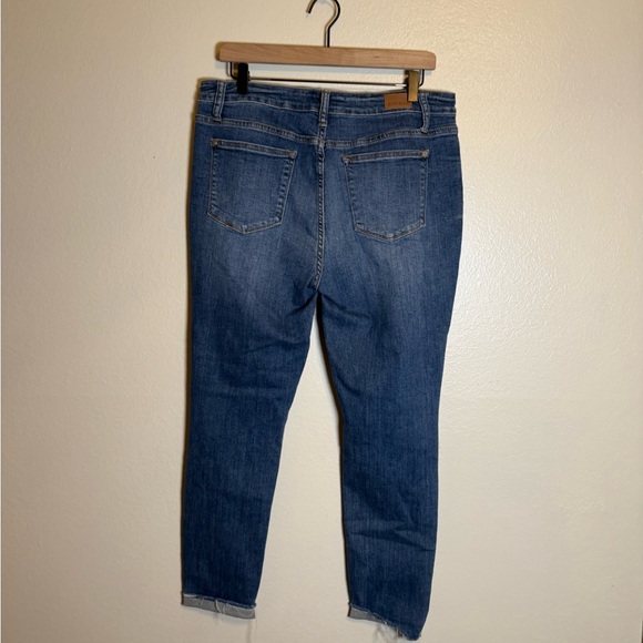 Judy‎ Blue Destroyed Knee High Waist Skinny Jean - Picture 6 of 8